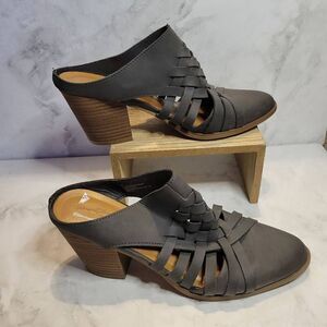 Universal Thread Aiden Gray Mules Booties Slip On Size 8 Block Heel